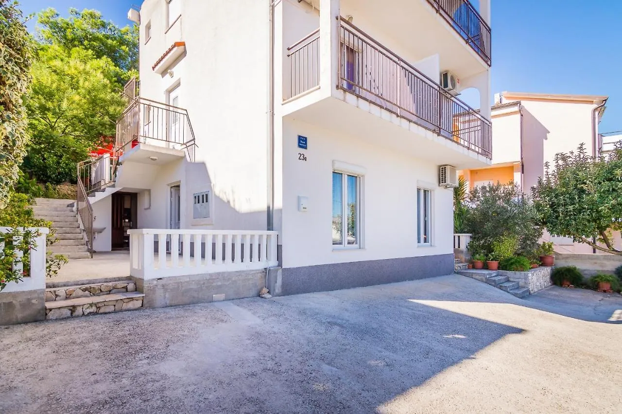 טרוגיר Apartments With A Parking Space Arbanija, Ciovo - 7543 קרואטיה