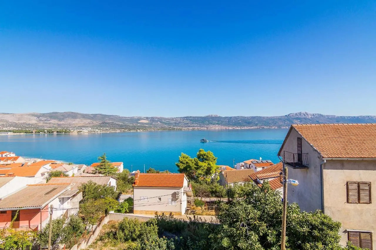 טרוגיר Apartments With A Parking Space Arbanija, Ciovo - 7543 קרואטיה